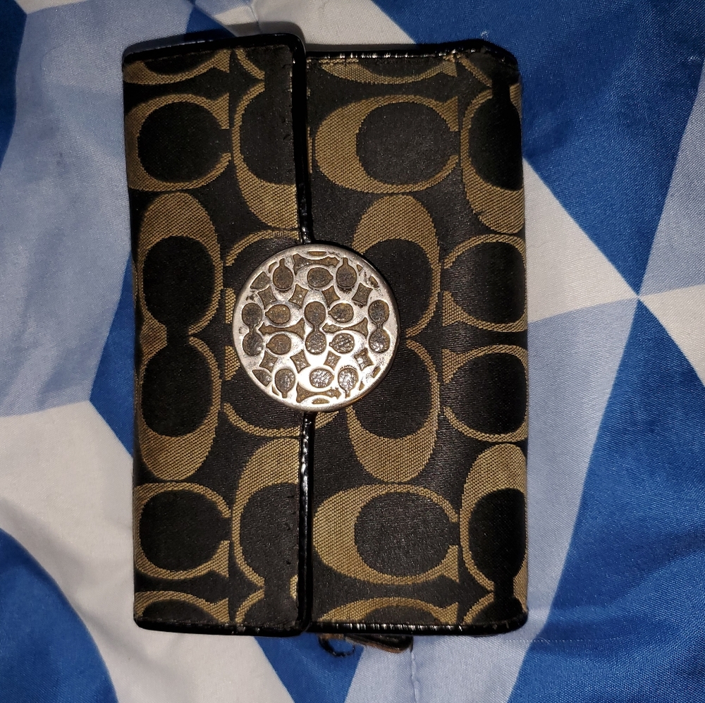 Coach Signature Wallet
